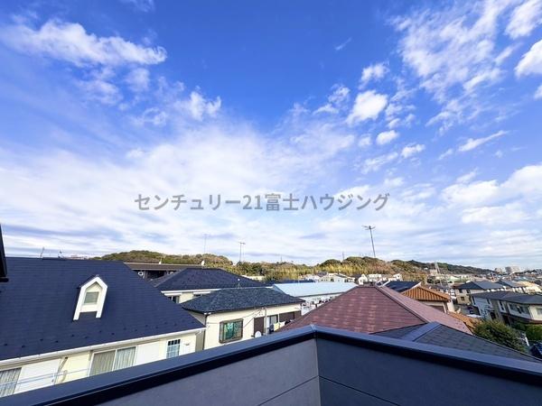 �_�ސ쌧������s���a�c3���ڂ̐V�z��ˌ��Ă̏Z�˂���̒��]�ʐ^