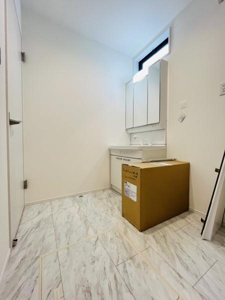 �_�ސ쌧������s�l�V���̐V�z��ˌ��Ă̐��ʑ�E���ʏ�