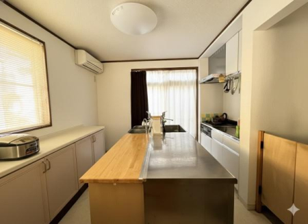 �_�ސ쌧������s���Q2���ڂ̒��È�ˌ��ẴL�b�`��