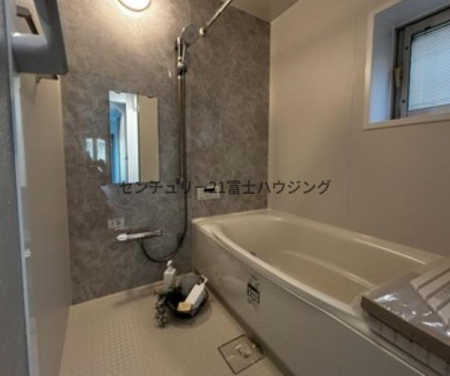 �_�ސ쌧���q�s�����6���ڂ̒��È�ˌ��Ă̗���