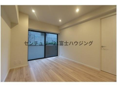 �_�ސ쌧����s�А��C��2���ڂ̒��Ã}���V�����̃��r���O