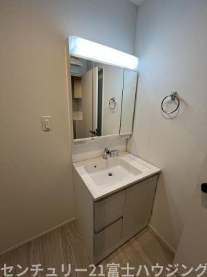 �_�ސ쌧������s���6���ڂ̐V�z��ˌ��Ă̐��ʑ�E���ʏ�