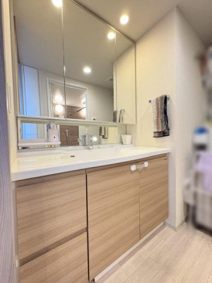 �_�ސ쌧���؎s����4���ڂ̒��Ã}���V�����̐��ʑ�E���ʏ�