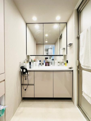 �_�ސ쌧���l�s�����D�T1���ڂ̒��Ã}���V�����̐��ʑ�E���ʏ�