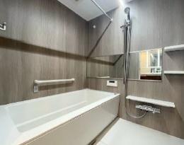 �_�ސ쌧����s�݂��̑�̒��Ã}���V�����̗���