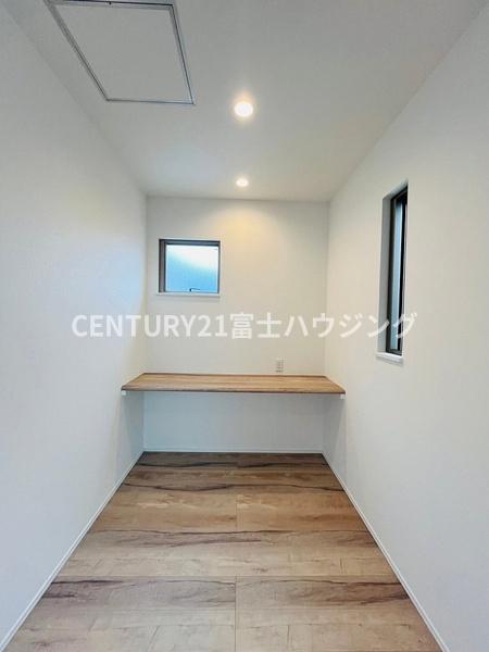 �_�ސ쌧���q�s���z4���ڂ̒��È�ˌ��Ă̂��̑�����