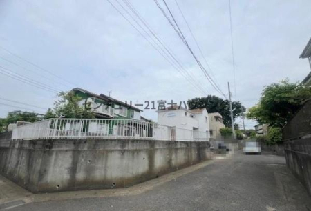 �_�ސ쌧����s�{���̓y�n�̑O�ʓ��H�܂ތ��n�ʐ^