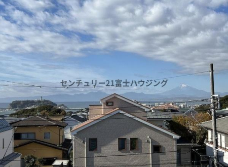 �_�ސ쌧���q�s�����K�l2���ڂ̐V�z��ˌ��Ă̏Z�˂���̒��]�ʐ^