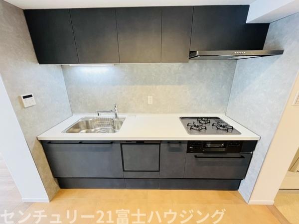 �_�ސ쌧������s�ԏ����̒��Ã}���V�����̃L�b�`��