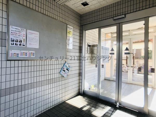 �_�ސ쌧������s�ᏼ���̒��Ã}���V�����̃G���g�����X