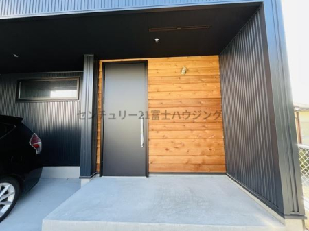 �_�ސ쌧������s�ԉH���̐V�z��ˌ��Ă̌���