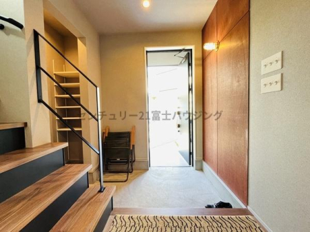 �_�ސ쌧������s�ԉH���̐V�z��ˌ��Ă̌���