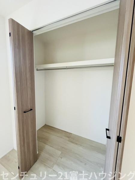 �_�ސ쌧������s�����̐V�z��ˌ��Ă̎��[