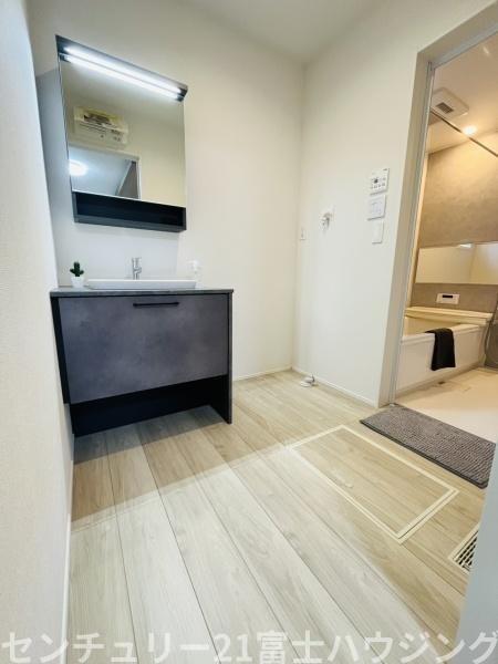 �_�ސ쌧������s�����̐V�z��ˌ��Ẳ摜