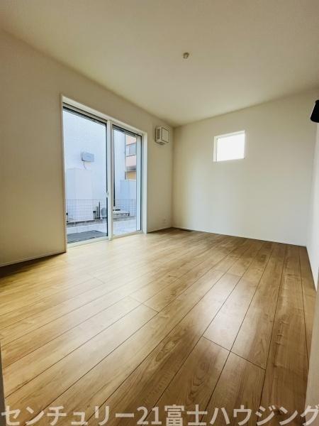 �_�ސ쌧������s�����̐V�z��ˌ��Ă̗m��