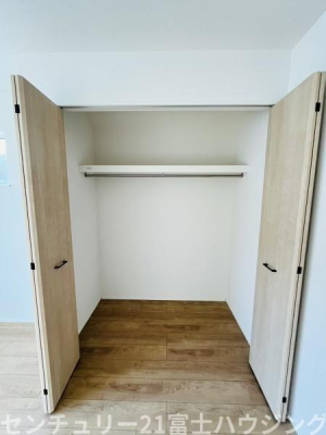 �_�ސ쌧������s�����̐V�z��ˌ��Ă̎��[