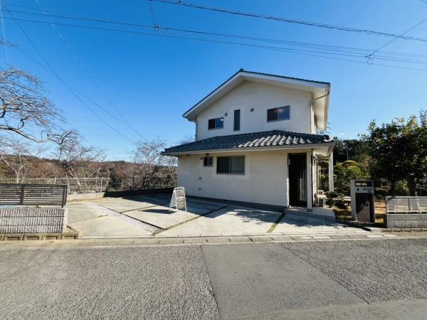 �_�ސ쌧���q�s�����3���ڂ̒��È�ˌ��Ă̑O�ʓ��H�܂ތ��n�ʐ^