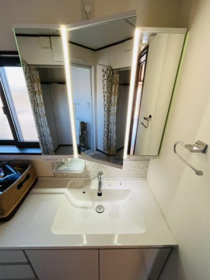 �_�ސ쌧���q�s�����3���ڂ̒��È�ˌ��Ă̐��ʑ�E���ʏ�