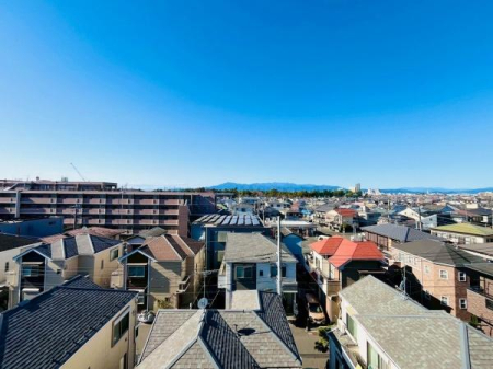 �_�ސ쌧��a�s�����ъ�5���ڂ̒��Ã}���V�����̏Z�˂���̒��]�ʐ^