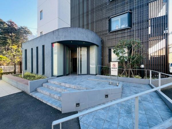 �_�ސ쌧��a�s�����ъ�5���ڂ̒��Ã}���V�����̃G���g�����X