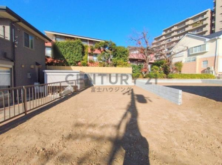 �_�ސ쌧������s�H��3���ڂ̐V�z��ˌ��Ẳ摜