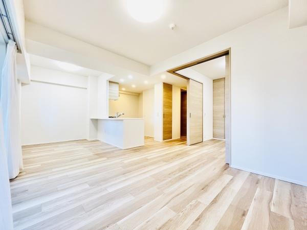 �_�ސ쌧���ˎs�g�J���̒��Ã}���V�����̃��r���O