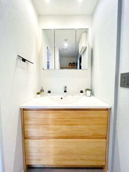 �_�ސ쌧������s���4���ڂ̒��Ã}���V�����̐��ʑ�E���ʏ�