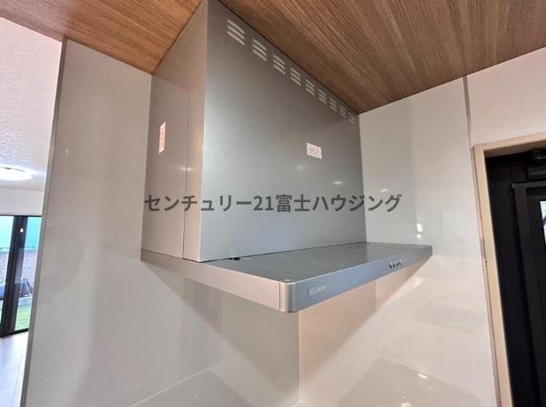 �_�ސ쌧����s�ΐ�1���ڂ̒��È�ˌ��ẴL�b�`��