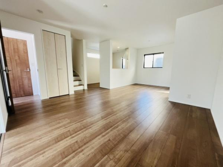 �_�ސ쌧������s�΂��l�̐V�z��ˌ��Ẵ��r���O