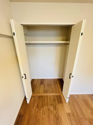 �_�ސ쌧���ˎs���Β��̒��Ã}���V�����̎��[