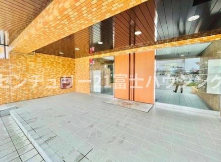 �_�ސ쌧����s�ΐ�6���ڂ̒��Ã}���V�����̃G���g�����X