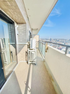 �_�ސ쌧����s�ғ��V��3���ڂ̒��Ã}���V�����̃o���R�j�[