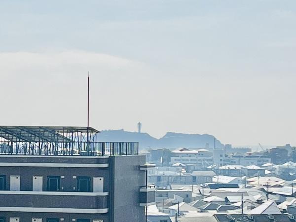 �_�ސ쌧����s�ғ��V��3���ڂ̒��Ã}���V�����̏Z�˂���̒��]�ʐ^