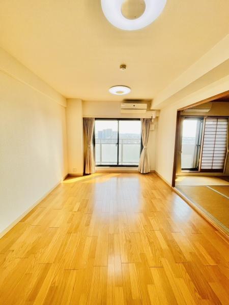 �_�ސ쌧����s�ғ��V��3���ڂ̒��Ã}���V�����̃��r���O