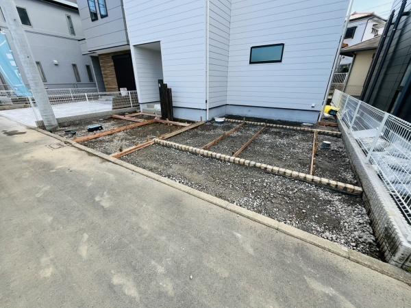 �_�ސ쌧������s����1���ڂ̐V�z��ˌ��Ă̒��ԏ�