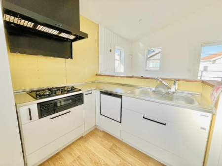 �_�ސ쌧����s�ғ����C��1���ڂ̐V�z��ˌ��ẴL�b�`��