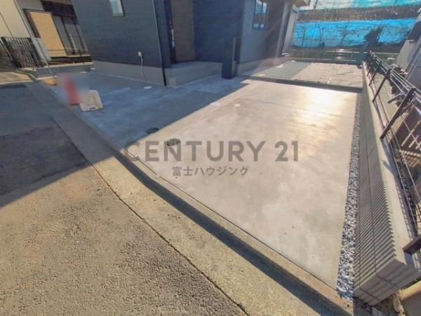 �_�ސ쌧����s����̐V�z��ˌ��Ă̒��ԏ�