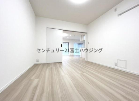 �_�ސ쌧������s���h 396�̒��Ã}���V�����̗m��