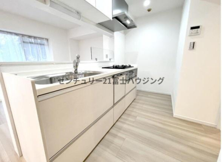 �_�ސ쌧������s���h 396�̒��Ã}���V�����̃L�b�`��