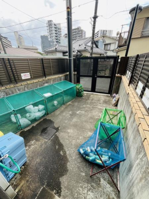 �_�ސ쌧����s����̒��Ã}���V�����̂��̑����n