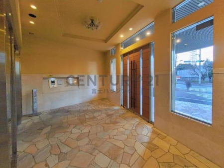 �_�ސ쌧����s�{��3���ڂ̒��Ã}���V�����̃G���g�����X