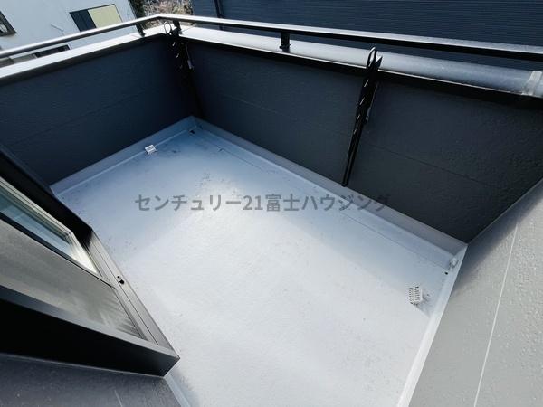 �_�ސ쌧������s��̐V�z��ˌ��Ẵo���R�j�[