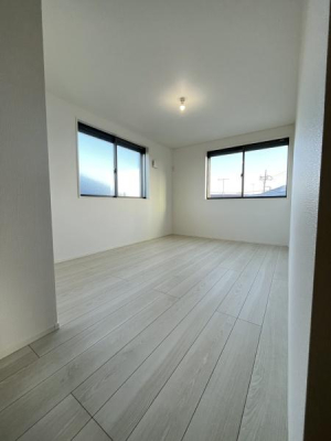 �_�ސ쌧������s�����̐V�z��ˌ��Ă̗m��