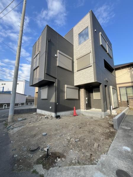 �_�ސ쌧������s�����̐V�z��ˌ��Ă̌��n�O�ώʐ^