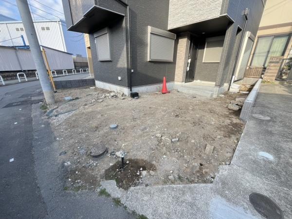 �_�ސ쌧������s�����̐V�z��ˌ��Ă̒��ԏ�