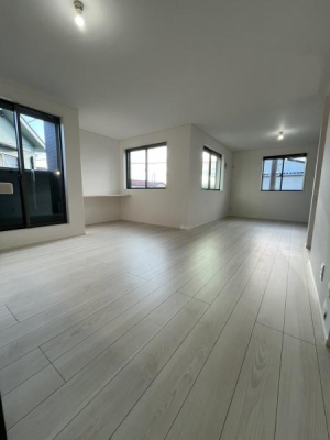 �_�ސ쌧������s�����̐V�z��ˌ��Ẵ��r���O