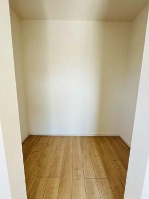 �_�ސ쌧������s���6���ڂ̐V�z��ˌ��Ă̎��[