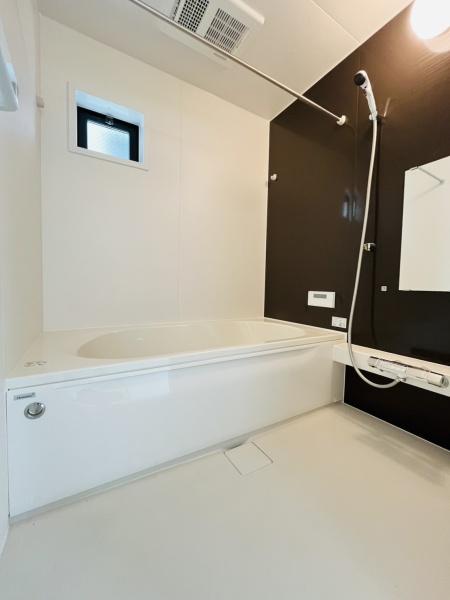 �_�ސ쌧������s���6���ڂ̐V�z��ˌ��Ă̗���