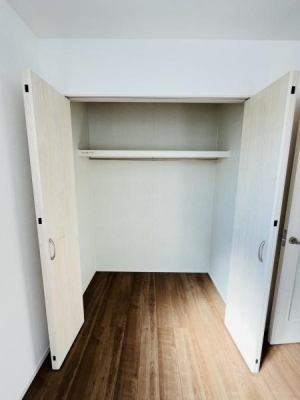 �_�ސ쌧������s�ԉH���̐V�z��ˌ��Ă̎��[