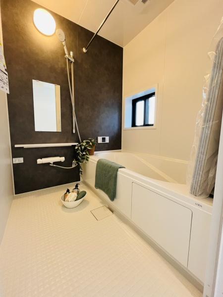 �_�ސ쌧������s�ԉH���̐V�z��ˌ��Ă̗���